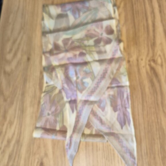 Vintage Liz Claiborne Bias Cut Pastel Silk Floral Scarf - Picture 4 of 6